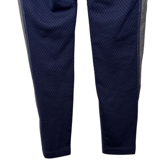 Under Armour U.S. Navy leggings fitted heatgear women’s medium Athleisure gym - Picture 6 of 14